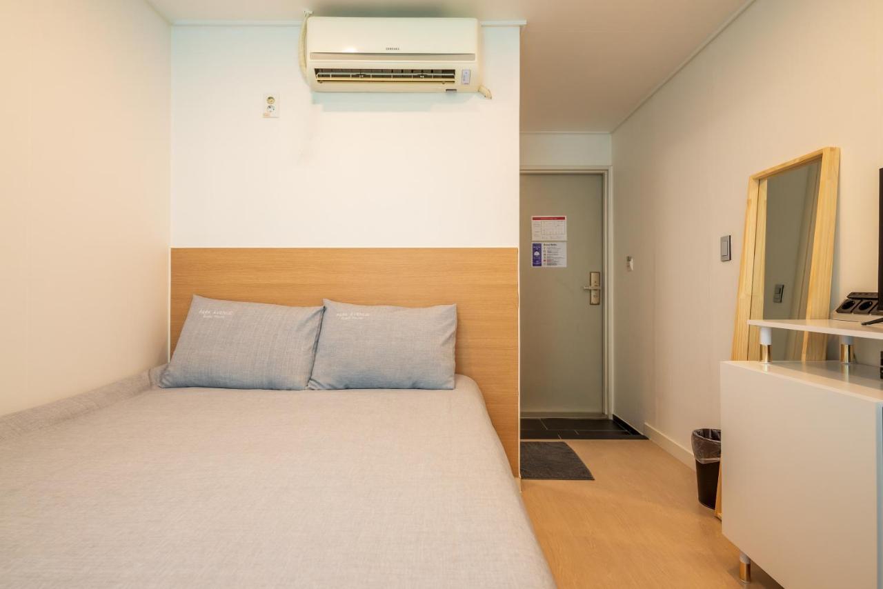 Parkavenue Guesthouse Seoul Bagian luar foto