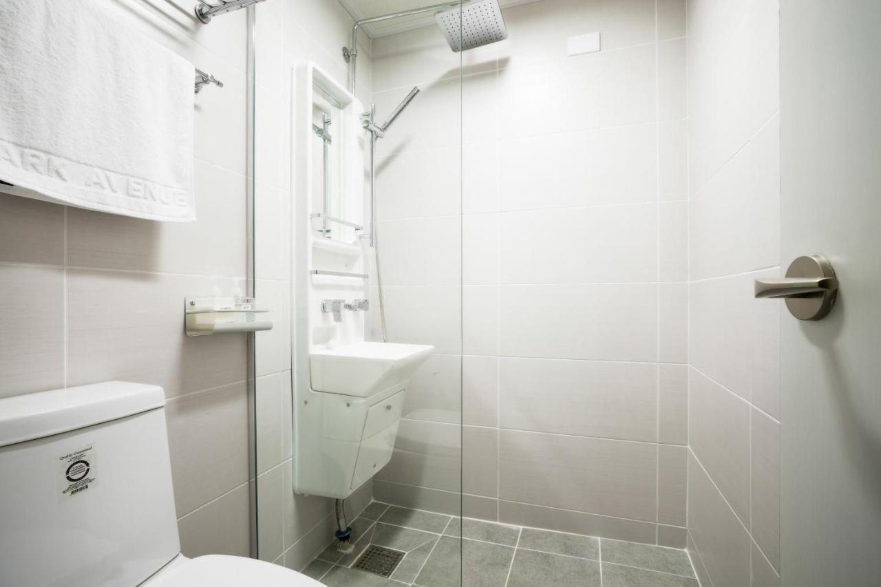 Parkavenue Guesthouse Seoul Bagian luar foto