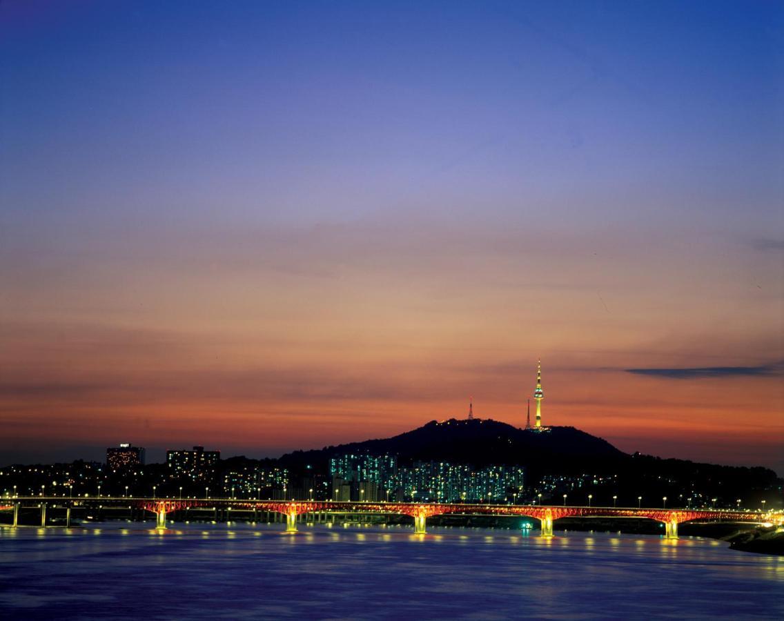 Parkavenue Guesthouse Seoul Bagian luar foto