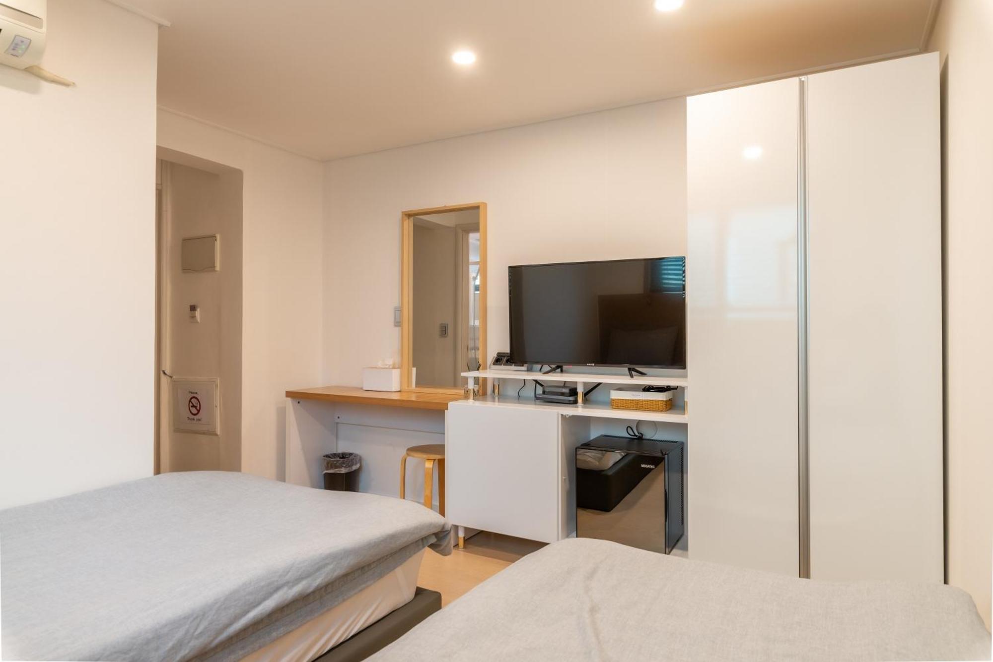 Parkavenue Guesthouse Seoul Bagian luar foto